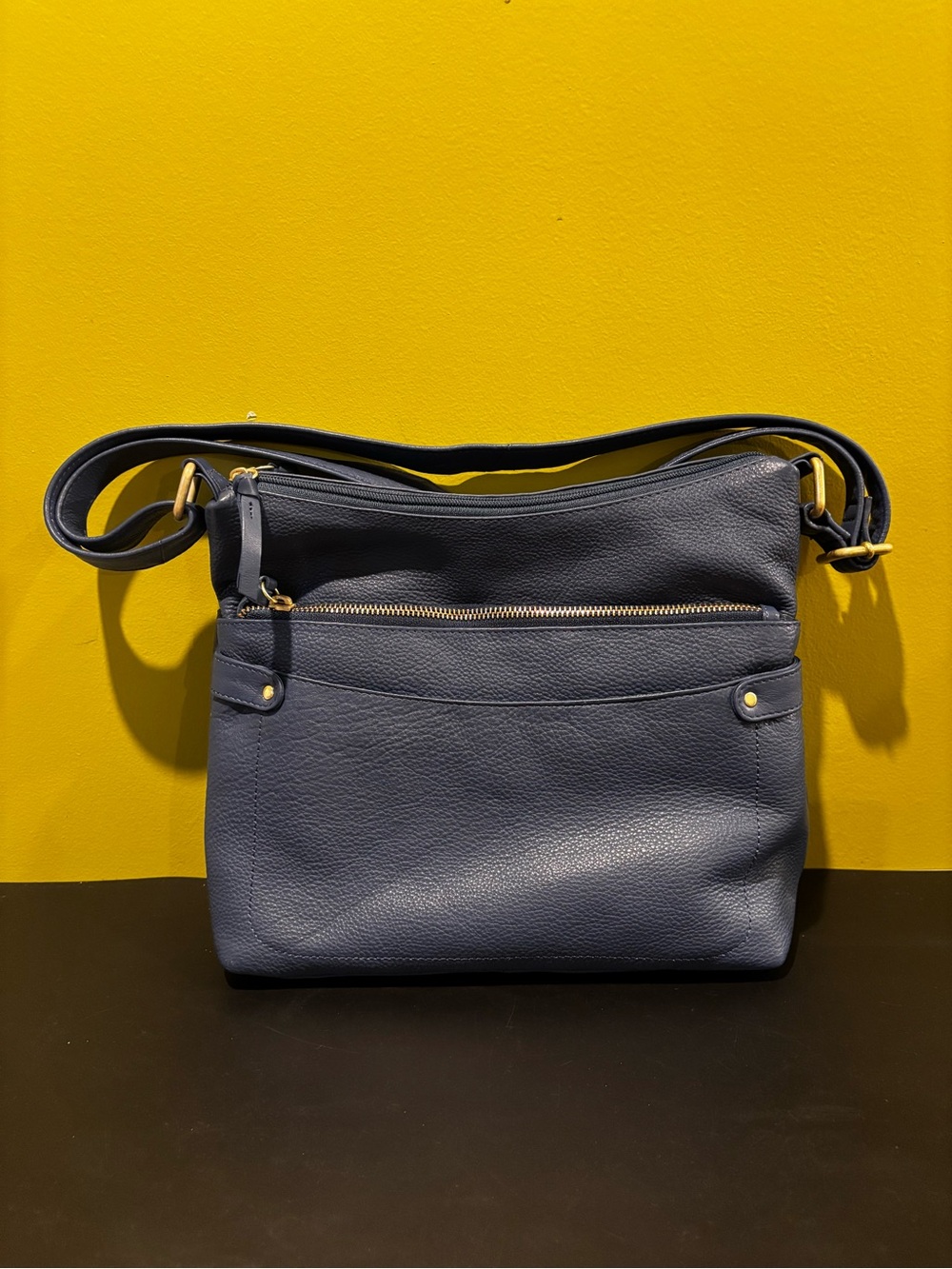 Women's Navy Leather Crossbody Bag - Unbranded